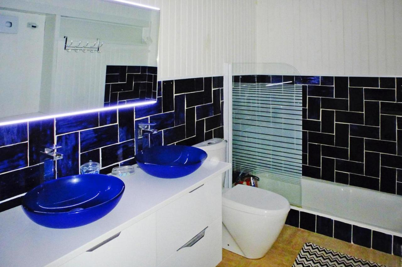 Holiday Home With Indoor Pool, Le Porge Zewnętrze zdjęcie
