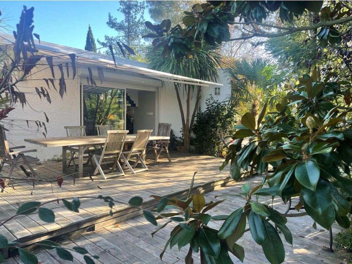 Holiday Home With Indoor Pool, Le Porge Zewnętrze zdjęcie