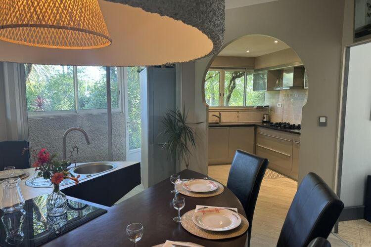 Holiday Home With Indoor Pool, Le Porge Zewnętrze zdjęcie